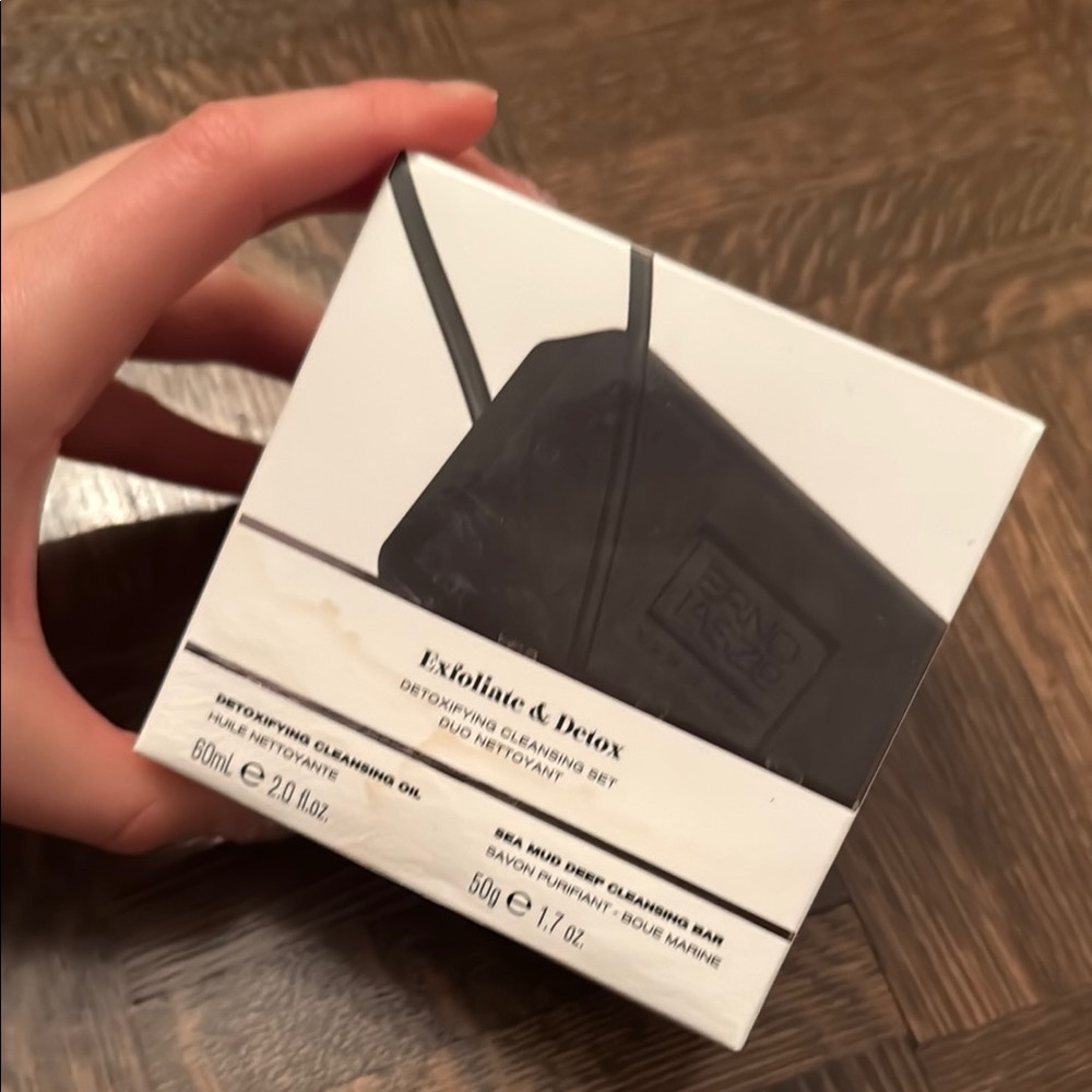 Erno Laszlo Exfoliate & Detox Cleansing Duo in Black and White